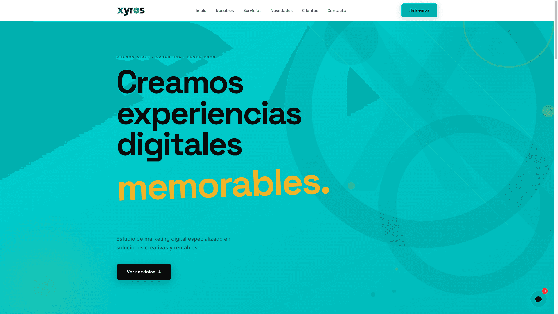 Sitio web de Xyros, estudio de marketing digital con chat inteligente y diseño moderno